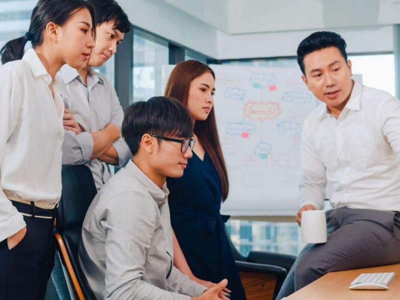 Logo 88CLB nổi bật trên nền các công cụ hỗ trợ cá cược có trách nhiệm