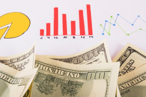 Hình ảnh minh họa các loại cookie khác nhau, biểu thị quản lý dữ liệu an toàn và trải nghiệm trực tuyến.